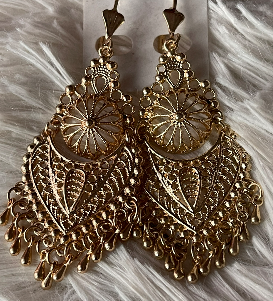 Brazilian costume jewelry deals